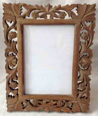 Rectangular Polished Wooden Photo Frame, For Home, Hotel, Office, Feature : Fine Finishing, High Quality