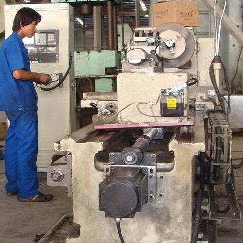 CNC Machine Retrofitting Services