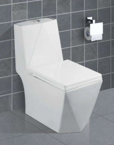 Diamond Plain One Piece Water Closet, For Toilet Use, Size : 700x380x775 Mm