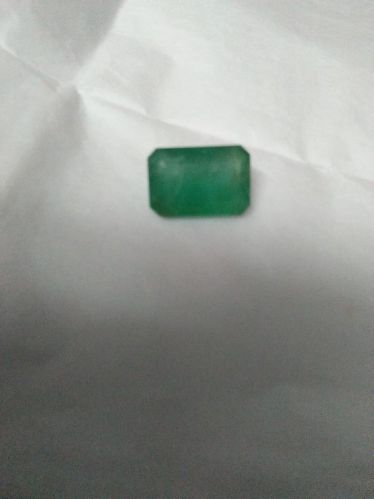 Emerald Stone, Color : Green