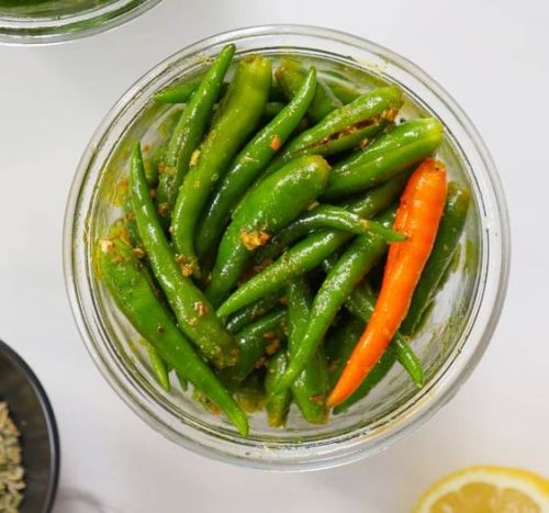 Green Chili Pickle, Taste : Spicy