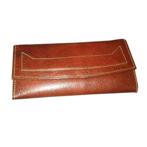 Ladies Leather Purse, For Gifting, Pattern : Plain