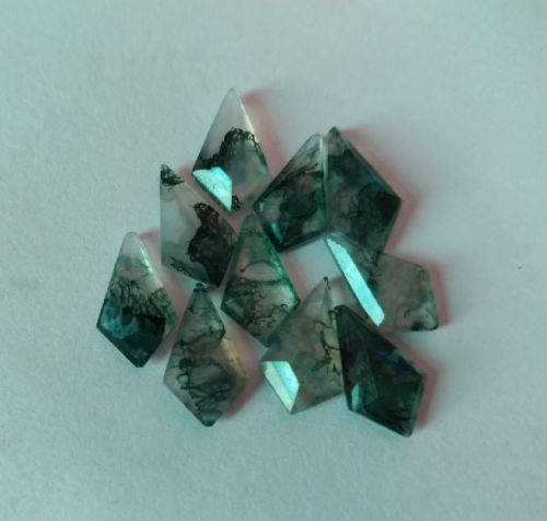 Natural Kite Shape Moss Agate Gemstone, For Jewellery Use, Size : 0-25mm