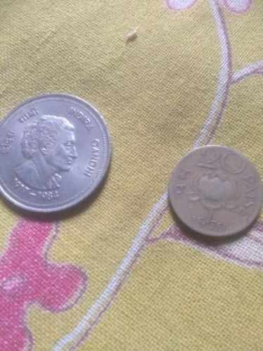 Metal Polished Old Coins, Shape : Round, Packaging Type : Box