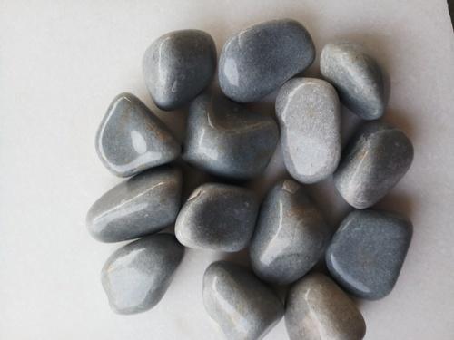 Grey Natural Polished Pebbles, Feature : Easy To Clean, Non Slip, Striking Colours, Stylish Design