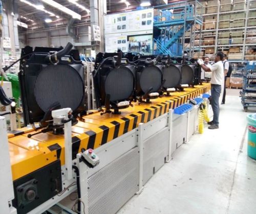 Radiator Assembly Slat Conveyor System, For Moving Goods, Packaging Type : Wooden Box