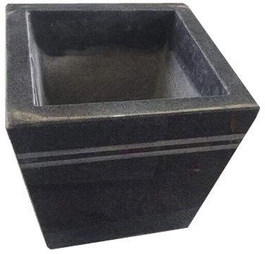 Plain Granite Flower Pot, Size : Standard