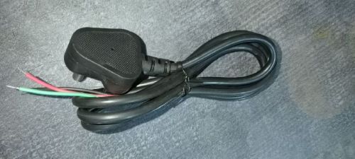 Flexible 3 Pin Power Leads, For Electric Appliance, Voltage : 220 V