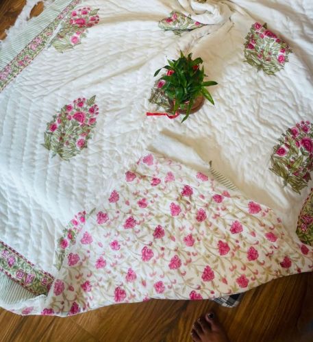 Cotton Hand Block Printed Jaipuri Rajai, Feature : Anti-Shrink