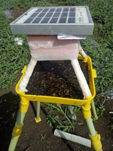 Eco Freindly Solar Lght Trap, Feature : Works Automatically