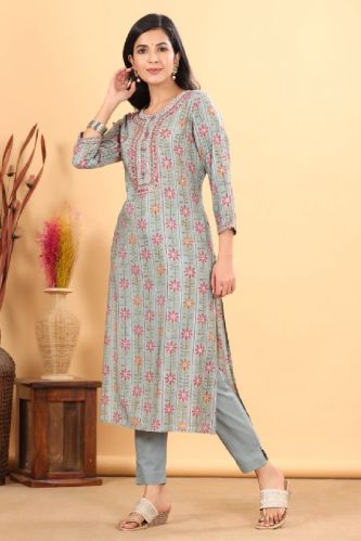 Embroidered Kurta Pant