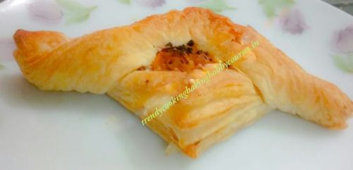 Puff Pastry Croissants Course, Taste : Sweet, Savoury