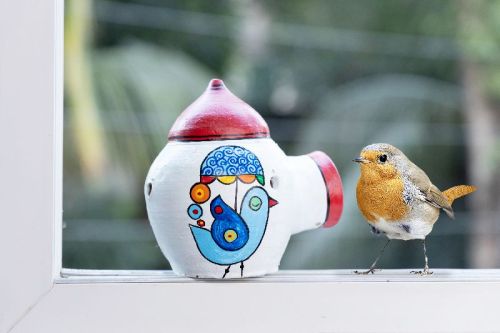 HandPainted BirdFeeder and Home Stay, Feature : Hanging