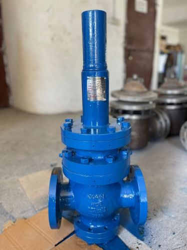 DEVaaM Carbon Steeel Pressure Reducing Valve Steam, For Gas Fitting, Water Fitting