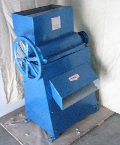 Automatic Cassava Chipping Machine