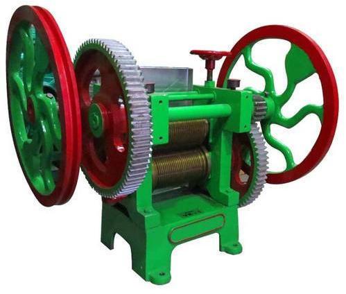 Polished Mild Steel Sugarcane Crusher Machine, For Commercial, Operating Type : Manual