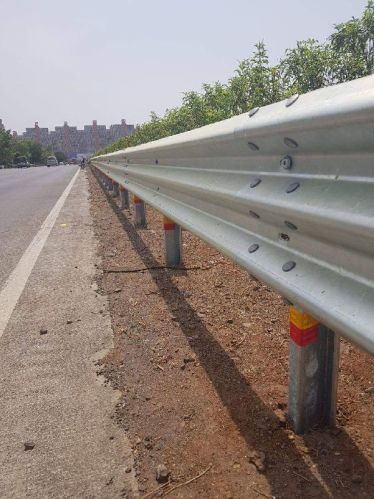 Polished Metal W Beam Crash Barrier, For Highway, Color : Black