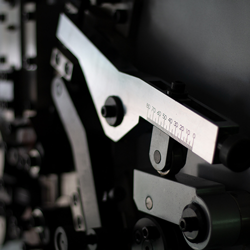 Customized CNC Spring Making Machine, Certification : CE Certified