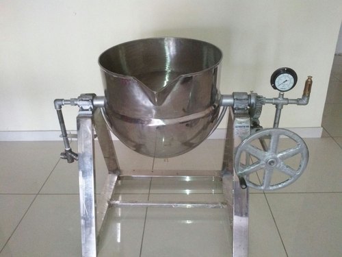 Universal Engineer Stainless Steel Steam Jacketed Kettles, For Pharmaceutical Industry