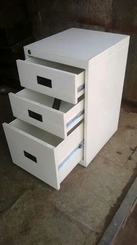 Mild Steel 3 Drawer Locker