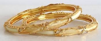 K.M.maniar Gold Plated Bangles, Gender : Women