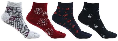 Womens Woolen Thumb Socks