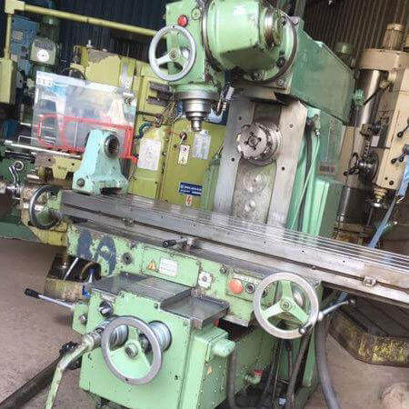 Mild Steel UNIVERSAL MILLING MACHINE