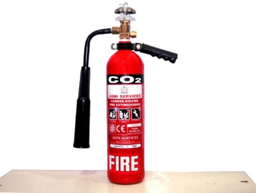 2 Kg CO2 Fire Extinguisher, Certification : ISI Certified