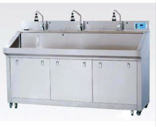 Rectangular Stainless Steel Scrub Station, For Hospital, Feature : High Quality, High Strength