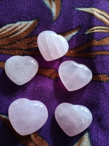 Rose Quartz Heart, Color : Pink