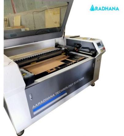 Laser Engraving And Cutting Machine, Laser Type : CO2