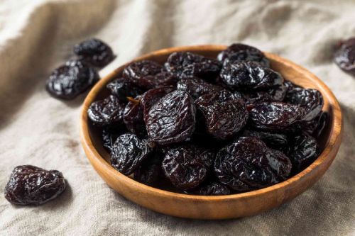 Natural Prunes, Taste : Sour, Sweet