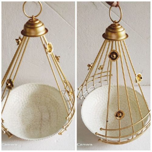 Decor Art Iron Metal Round Basket, For Restaurant, Feature : Easy To Carry