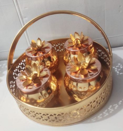 Metal Gifting Basket With Jar Set Of 4