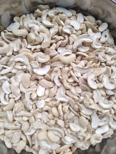 B Split Cashew Nuts