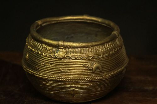 Dhokra - Tribal Mana Bowl, Color : Golden