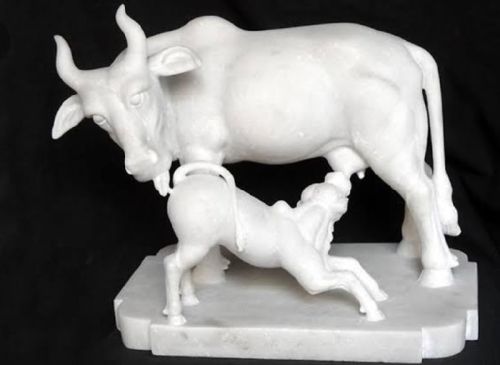 Marble Cow & Calf Statue, For Religious Purpose, Pattern : Plain