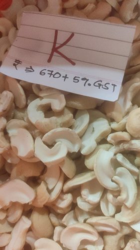 W210 K Split Cashew Nuts