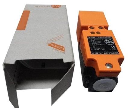 IFM Temperature Sensor, Voltage : 24 VDC