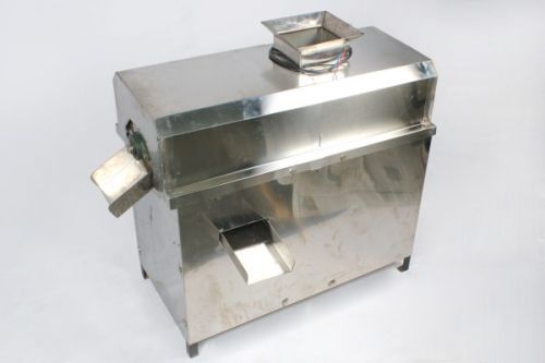 Stainless Steel Mango Pulper Machine