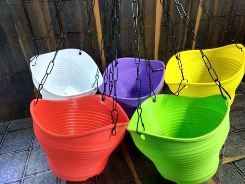 Square Polished Plastic Tokyo Hanging Pots, For Decorating Flower, Size : 8 Inch