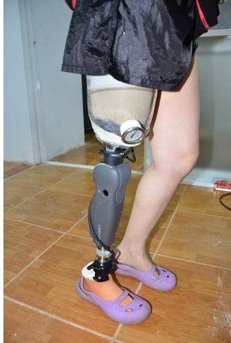 Knee Artificial Leg