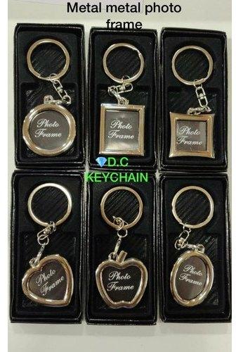 Stainless Steel Photo Frame Keychain, Packaging Type : Box