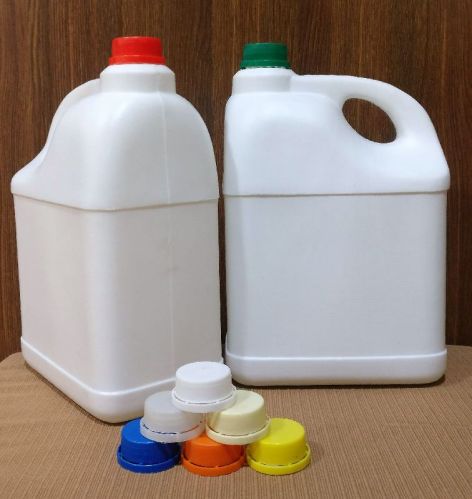 Square 5 Liter HDPE Jerry Can, For Water, Chemical, Storage Capacity : 5Ltr