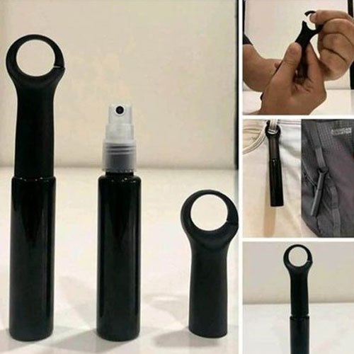 Black Bottle Hook Sanitizer Spray, Packaging Size : 20ml