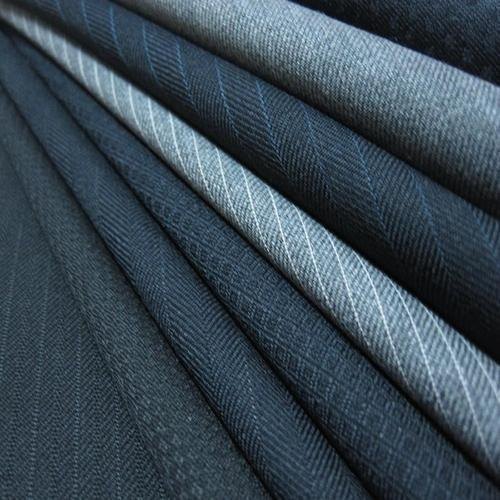 Polyester Suiting Fabric, For Apparel/Clothing, Color : Multiple