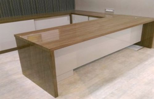 Rectangular Polished Solid HG Executive Table, For Office, Pattern : Plain