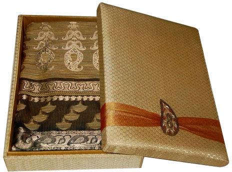 Rectangular Paper Saree Packaging Box, Feature : Quality Assured, Superior Quality