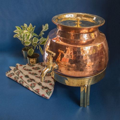 Copper Dispenser (Matka) 3 LTR, For Kitchen Use, Drinkware, Feature : Attractive Design, Durable, Heat Resistance