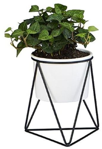 Powder Coated Iron Table To Planter Pots, For Balcony, Home, Feature : Attractive Pattern